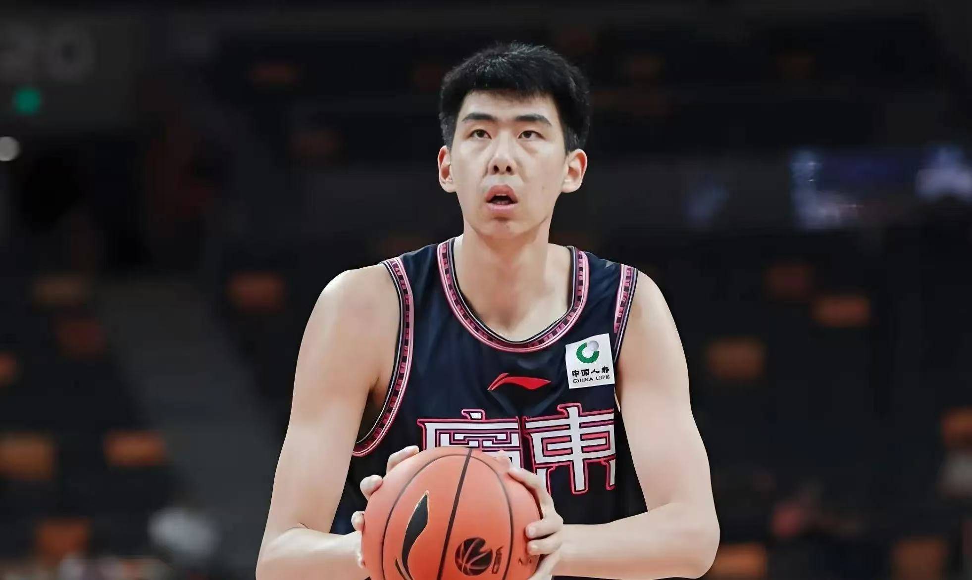 包含转折点！新疆广汇队长鼓劲，NBA总决赛今夜攻防权衡，话题不断，年轻球员得到机会的词条